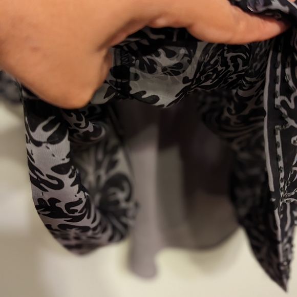 Nicole by Nicole Miller embelished blouse - Picture 6 of 6